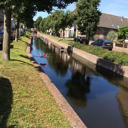 ベッド・アンド・ブレックファスト 'de Bedstee'